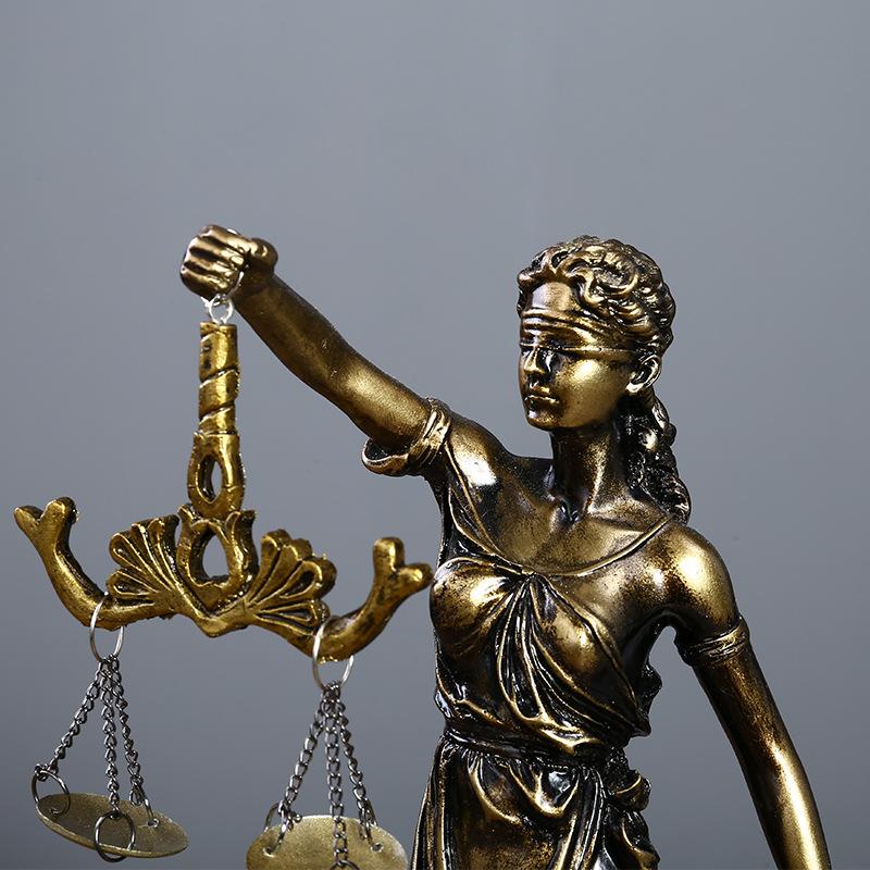 Antique Brass Lady Justice Sta - đánh giá và giá Model Kit Judge