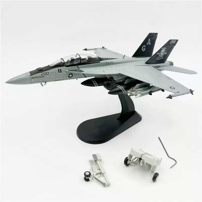 1/72 Scale U.S. F/A-18F Hornet - đánh giá và giá Model Kit Store