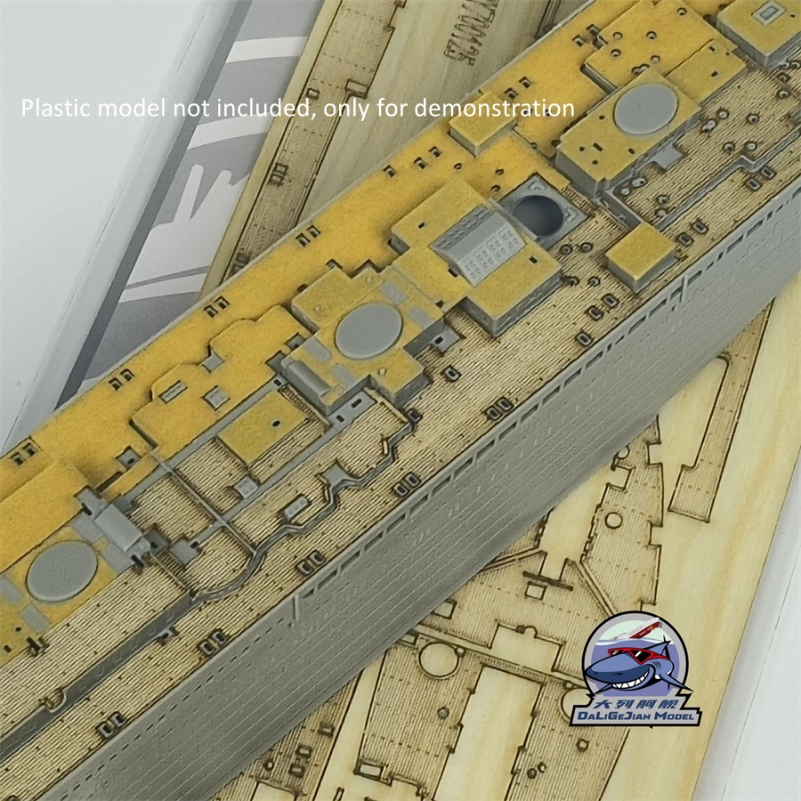 1/700 Scale Wooden Deck Maskin - đánh giá và giá Model Kit Helicopter